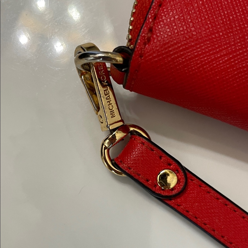 Michael Kors Bold Red Zip-Around Wallet - Picture 6 of 13